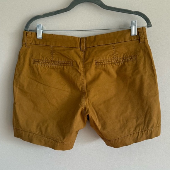Old Navy Everyday Shorts - Picture 2 of 4